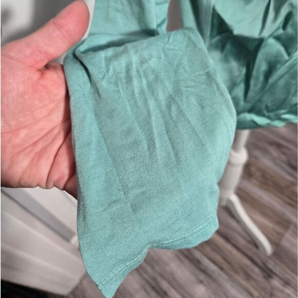 Brand Bazar Green Long Sleeve Top Made in Italy Front V Neck Embellished Details - Picture 4 of 10